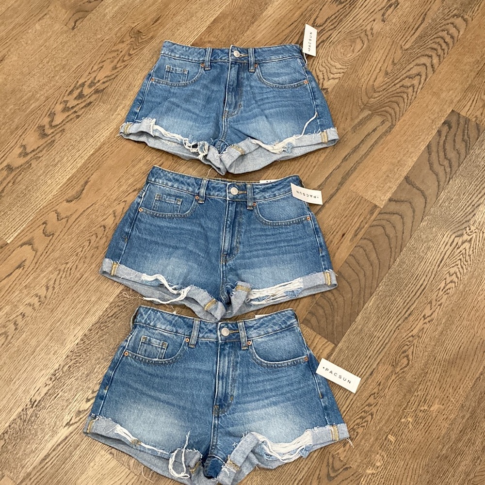 NWT PacSun Denim Mom Short - Picture 9 of 9